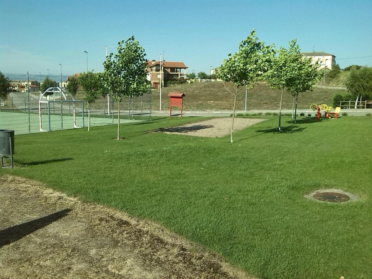 Apartamento Golf Buenas Vistas Cirueña Buitenkant foto