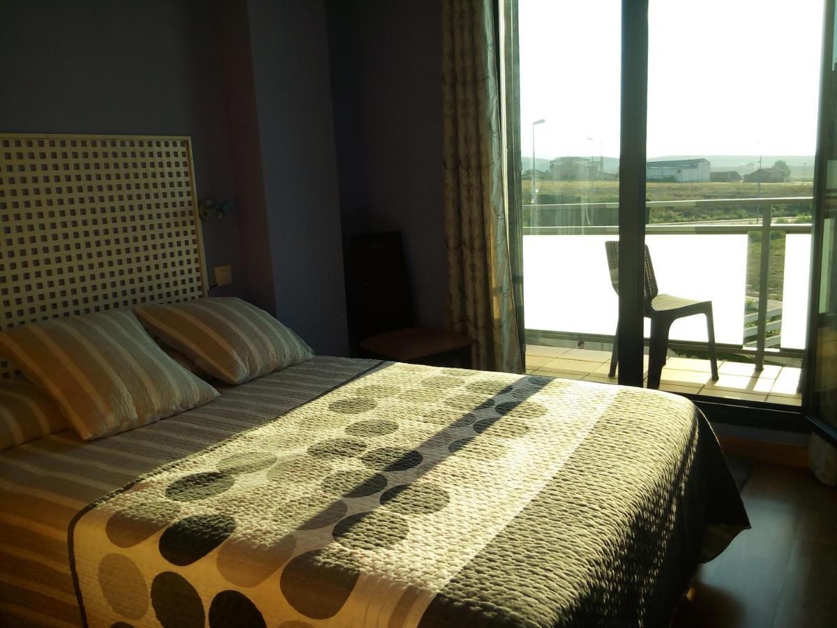 Apartamento Golf Buenas Vistas Cirueña Buitenkant foto