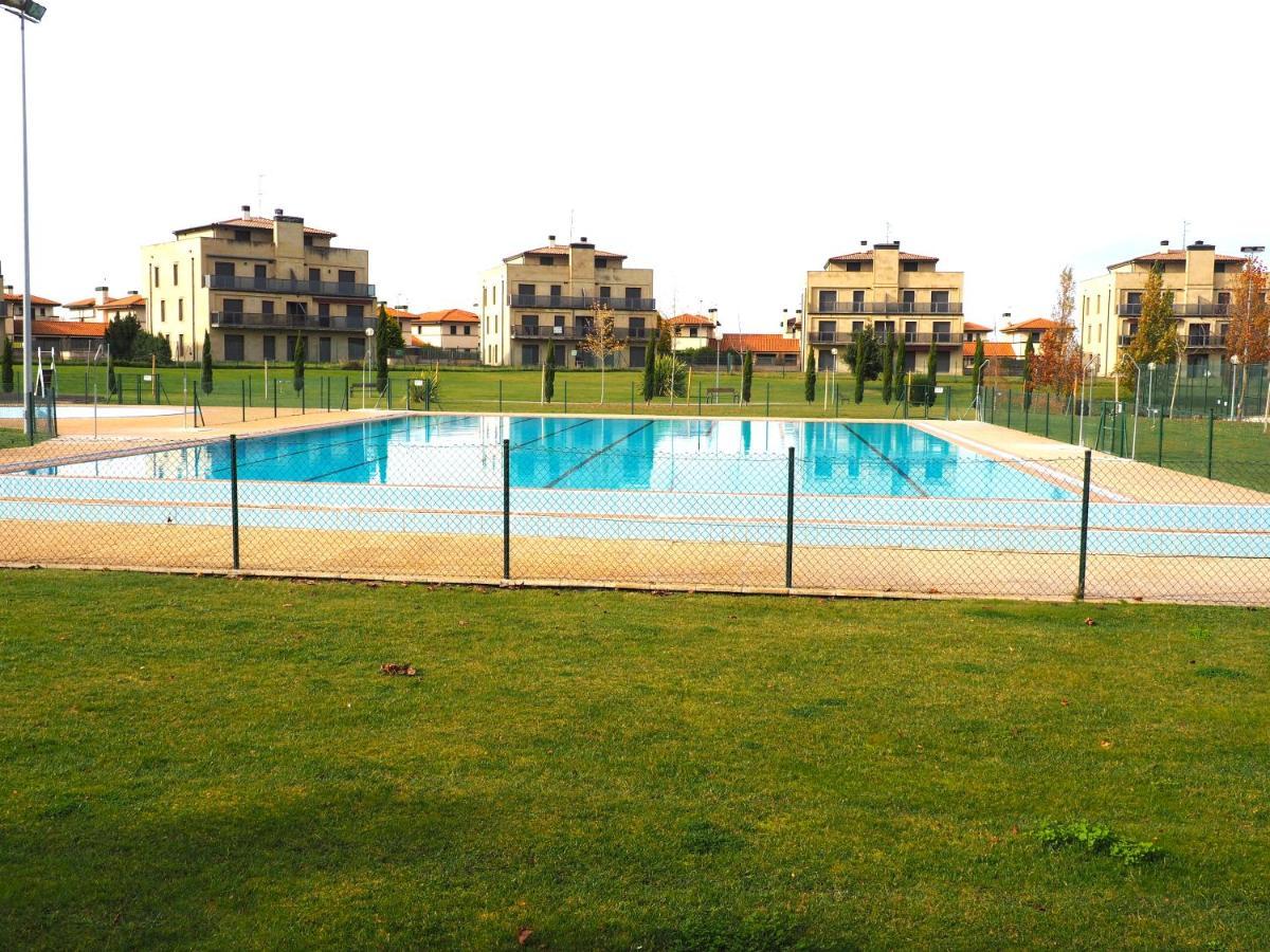 Apartamento Golf Buenas Vistas Cirueña Buitenkant foto