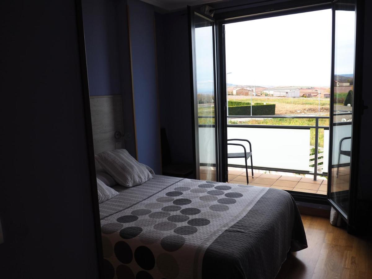 Apartamento Golf Buenas Vistas Cirueña Buitenkant foto