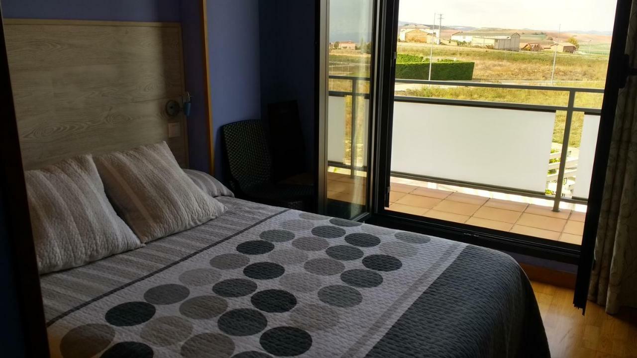 Apartamento Golf Buenas Vistas Cirueña Buitenkant foto